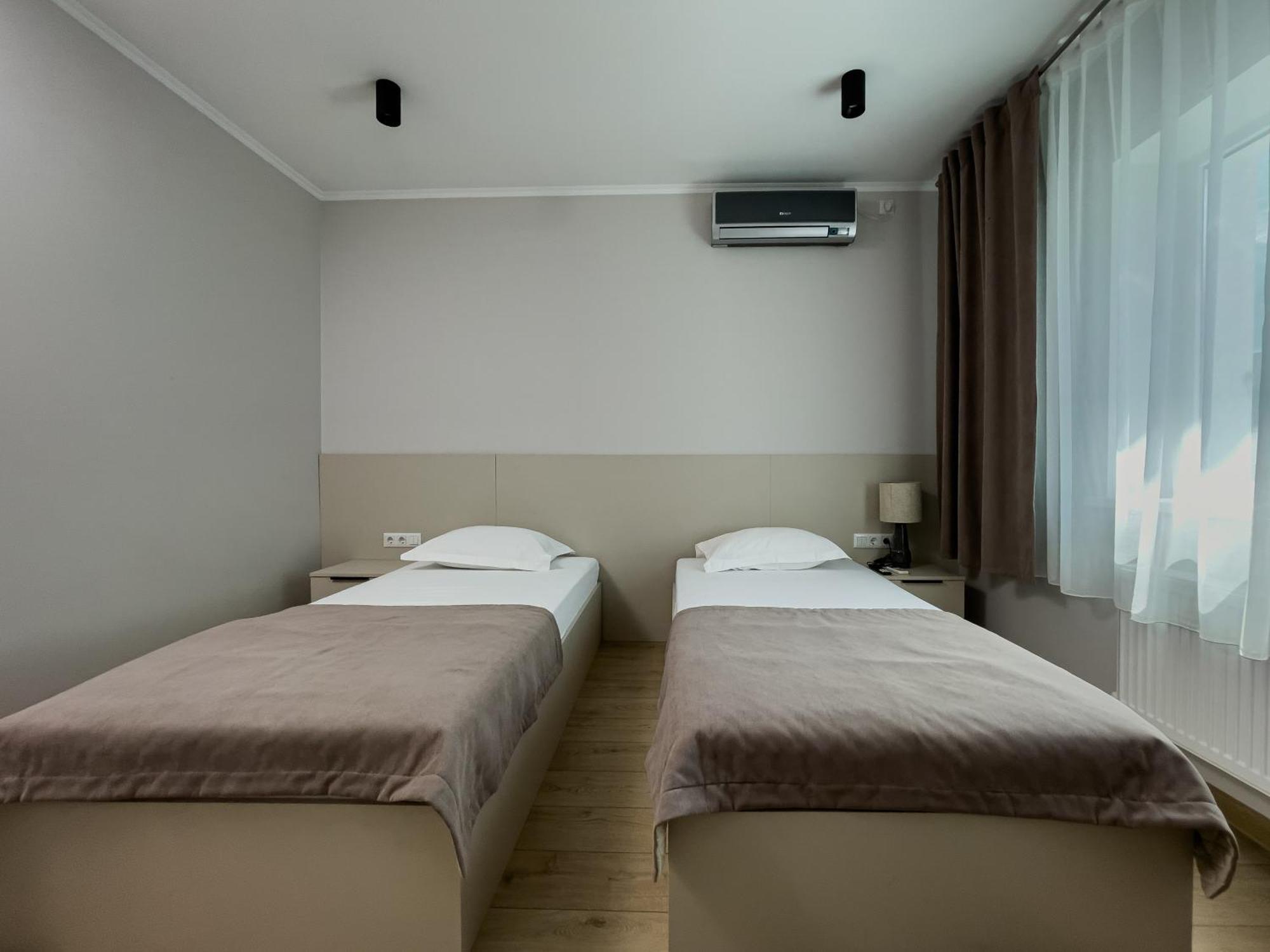 Vip Hotel イズマイール エクステリア 写真