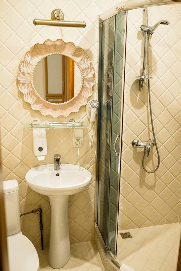 Vip Hotel イズマイール エクステリア 写真