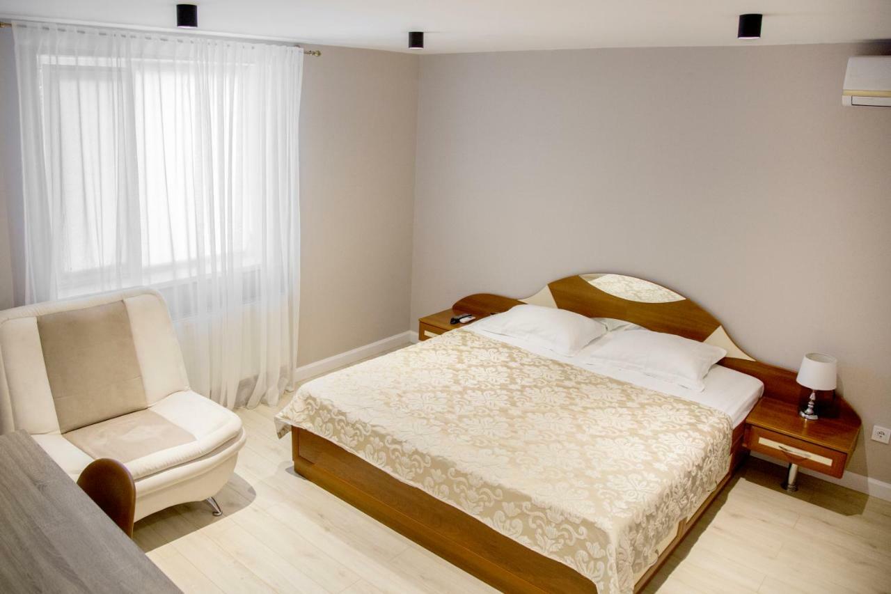 Vip Hotel イズマイール エクステリア 写真